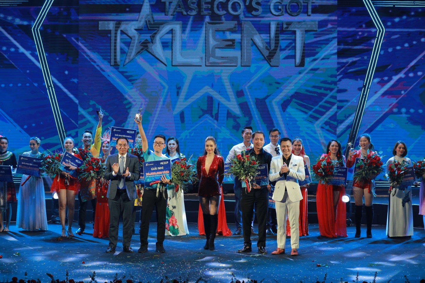 The prize worth 30 million went to Taseco Da Nang and the solo was by Taseco Land.