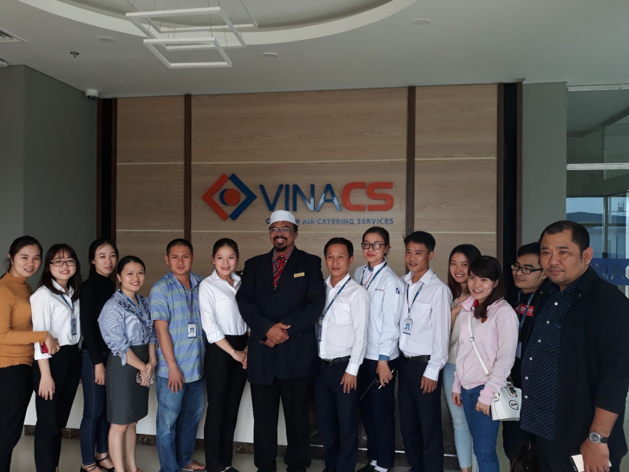 Take a souvenir photo together before running VINACS in Cam Ranh