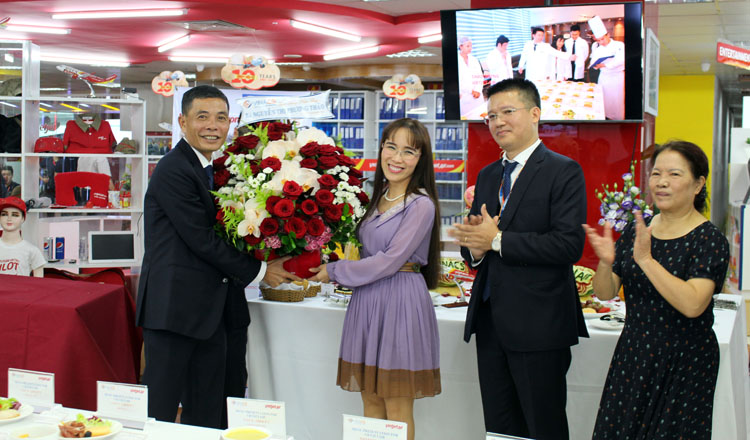 Commitment to comprehensive cooperation between VIETJET and VINACS