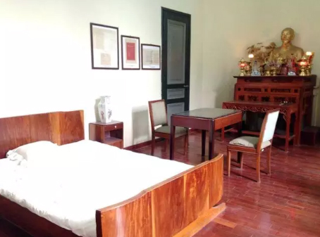 The room in the Textile Museum where Uncle Ho stayed 3 times