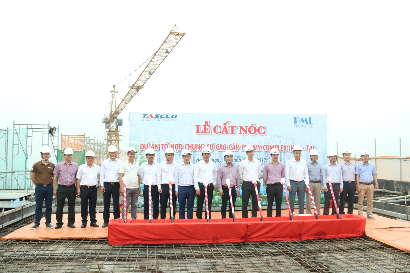 Representatives of leaders and guests attending the ceremony