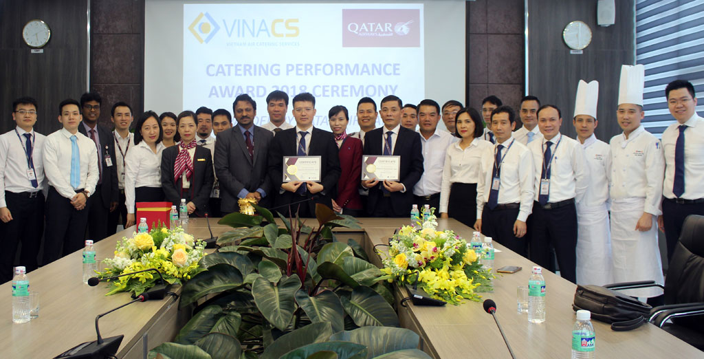 Qatar Airways awarded the title to the Board of Directors and all employees of VINACS