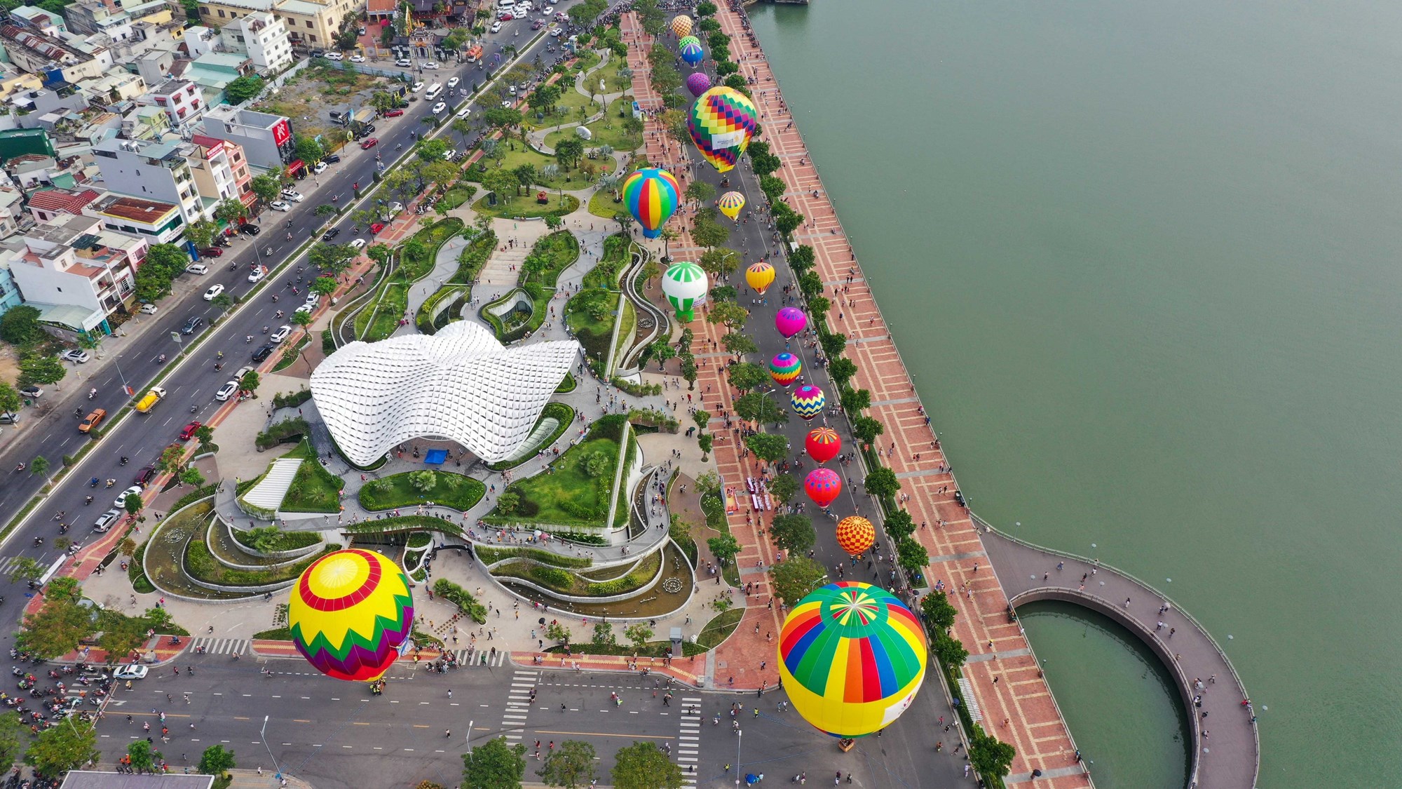 Hot Air Balloon Festival Welcomes Back International Visitors